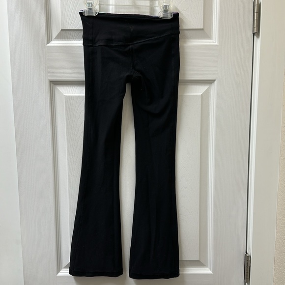 Ivivva Flare Black Leggings *Reversible - Picture 6 of 13